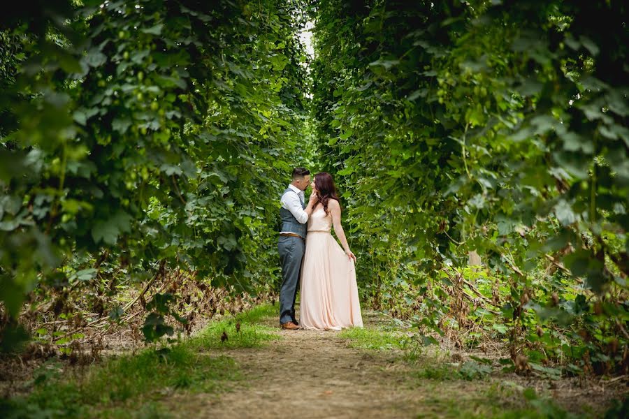 Fotograf ślubny Katie Lauren (katielauren). Zdjęcie z 8 maja 2019