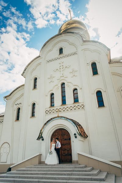 Fotógrafo de casamento Evgeniy Gruzdev (c648). Foto de 1 de agosto 2015