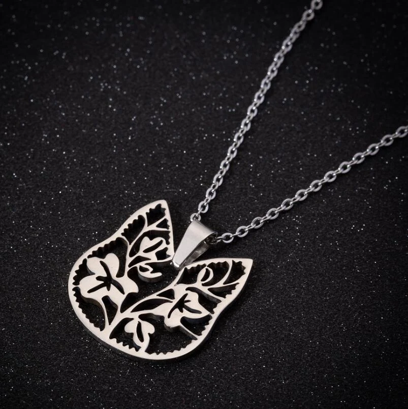 Collar con colgante de acero inoxidable de lujo ligero para gato Un accesorio elegante y duradero para los amantes de los gatos, realzando tu estilo diario.