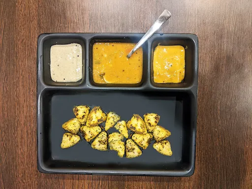 Fried Idli With Sambar And Chutney