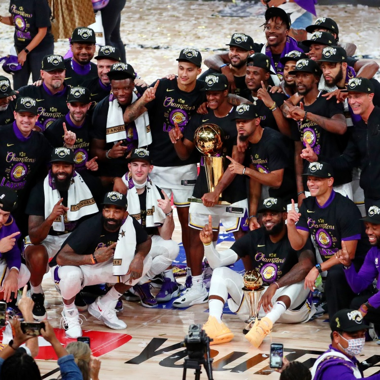 Rajon Rondo has different memories from Los Angeles Lakers' last title