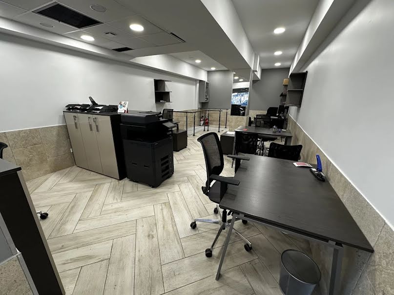 Location  locaux professionnels 2 pièces 100 m² à Marseille 8ème (13008), 2 650 €