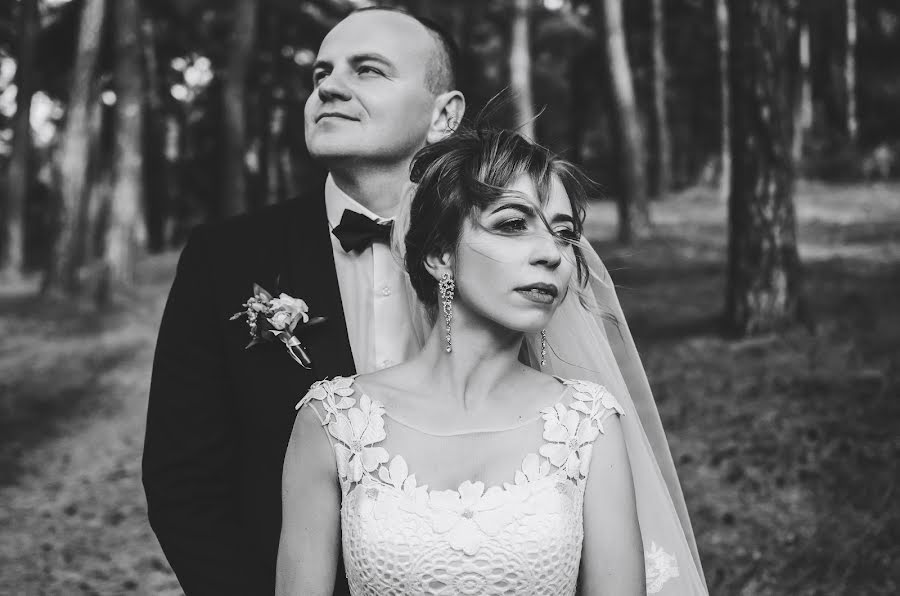 Fotógrafo de casamento Taras Yakovlev (yakovlevtaras). Foto de 20 de abril 2019