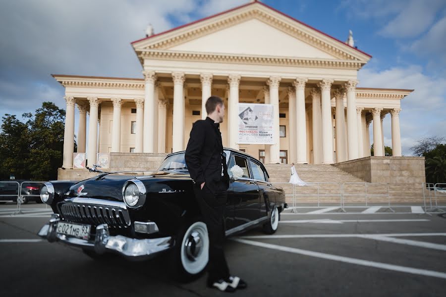 Bröllopsfotograf Dmitriy Palyunin (monitor). Foto av 19 april 2017