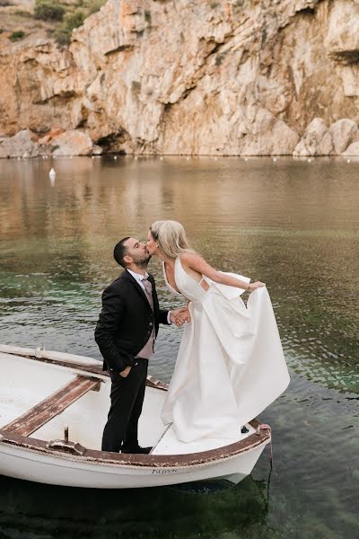 Fotografo di matrimoni Χριστίνα Βαρδαλή (xtinava). Foto del 5 ottobre 2021