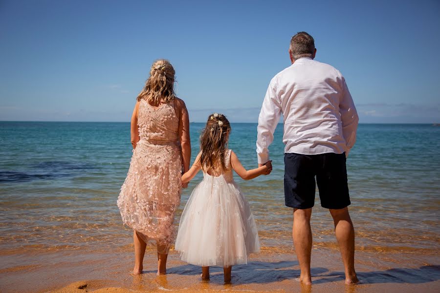 Fotografo di matrimoni Olivia Spink (oliviaspinkphoto). Foto del 17 marzo 2022