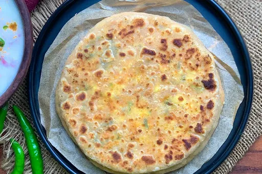 Paneer Pyaz Paratha