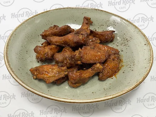 Chicken Wings in Classic Buffalo Sauce