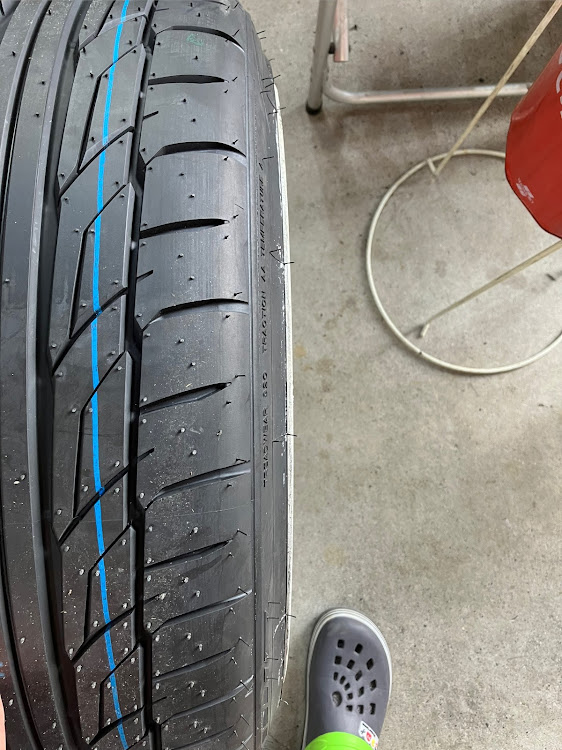 CX-3のNITTO NT555 G2・タイヤ交換に関するカスタム事例の投稿画像5枚目