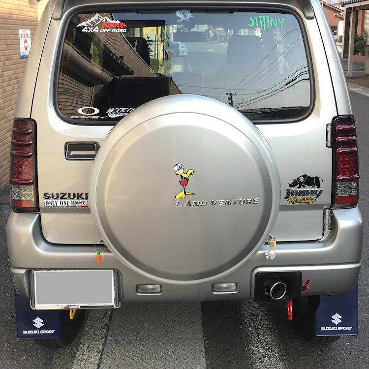 ジムニーのツツジが綺麗・いつもいいね＆コメントありがとうございます・グリル大百科に関するカスタム事例の投稿画像1枚目