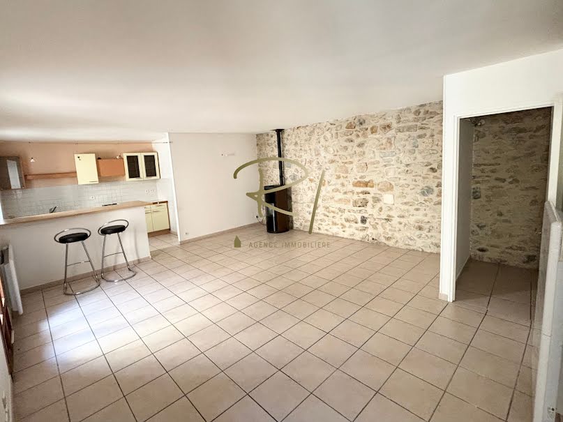 Vente maison 4 pièces 90 m² à Vallon-Pont-d'Arc (07150), 190 000 €