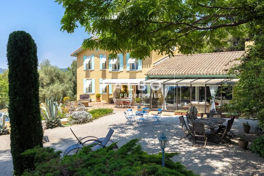 Vente propriété 7 pièces 280 m² à Cassis (13260), 2 730 000 €