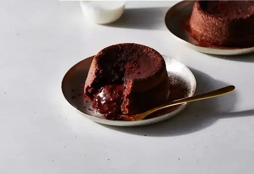 Chocolawa Cake