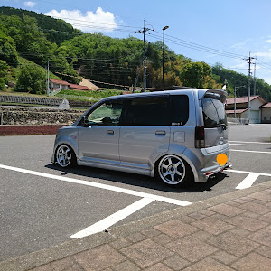 eKスポーツ H81W