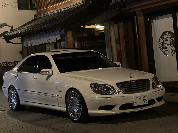 Sクラスの愛車を1行で紹介・Carlsson・w220保存会・s55amgに関するカスタム事例の投稿画像1枚目
