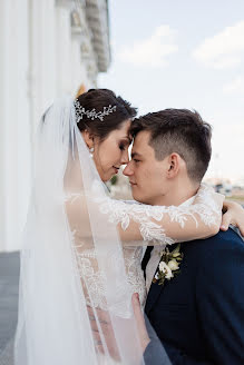 Fotógrafo de casamento Tatyana Okhtina (ohtina). Foto de 1 de dezembro 2021