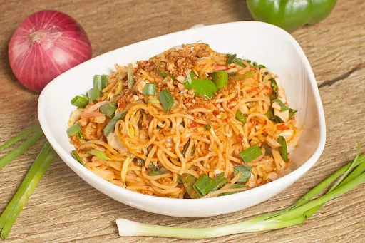 Veg Chilli Garlic Noodles