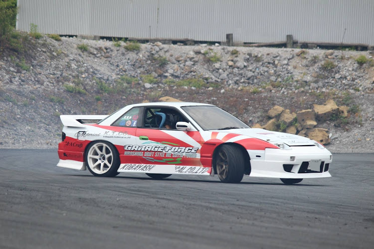 シルビアのドリフト・シルビア・180sx・326power・S13に関するカスタム事例の投稿画像1枚目