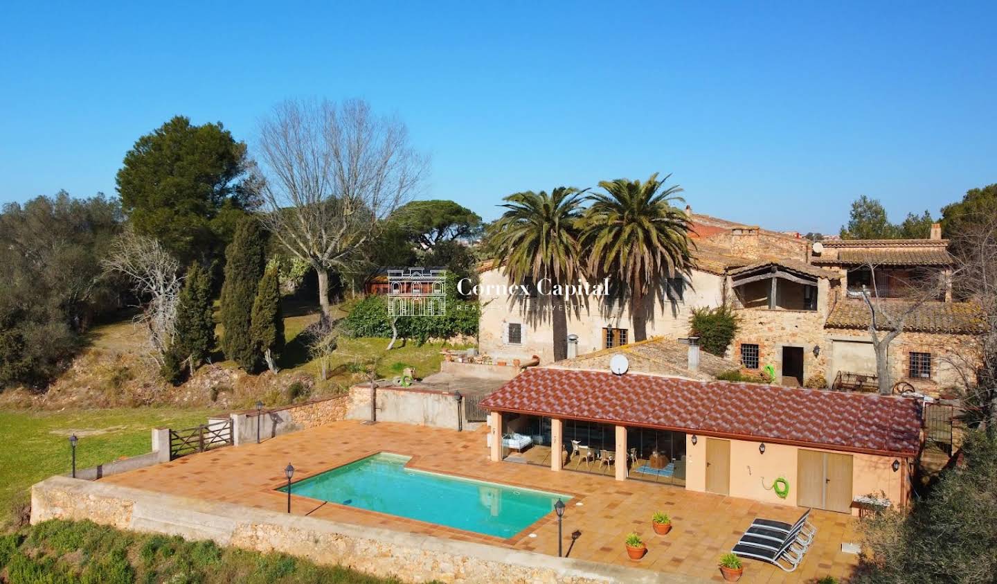 House with pool and terrace Palafrugell