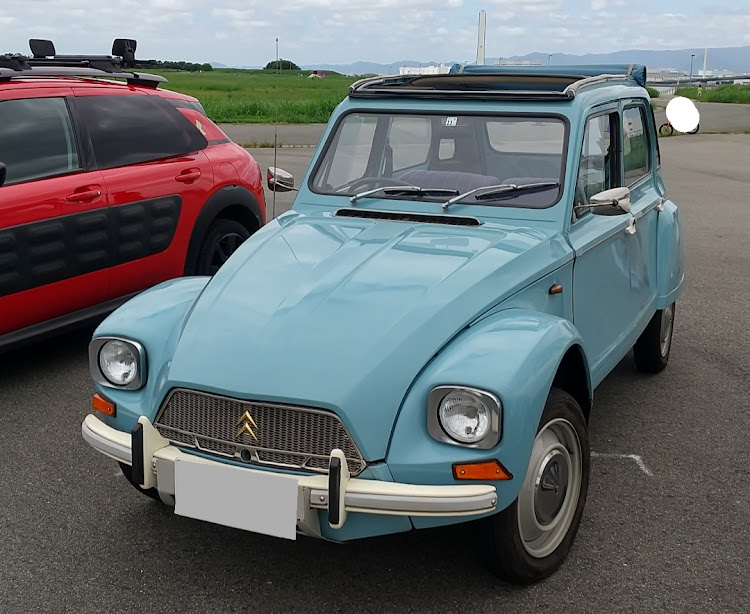 スイフトスポーツの堺浜ゆるグダオフ会・フランス車🇫🇷縛りに関するカスタム事例の投稿画像9枚目