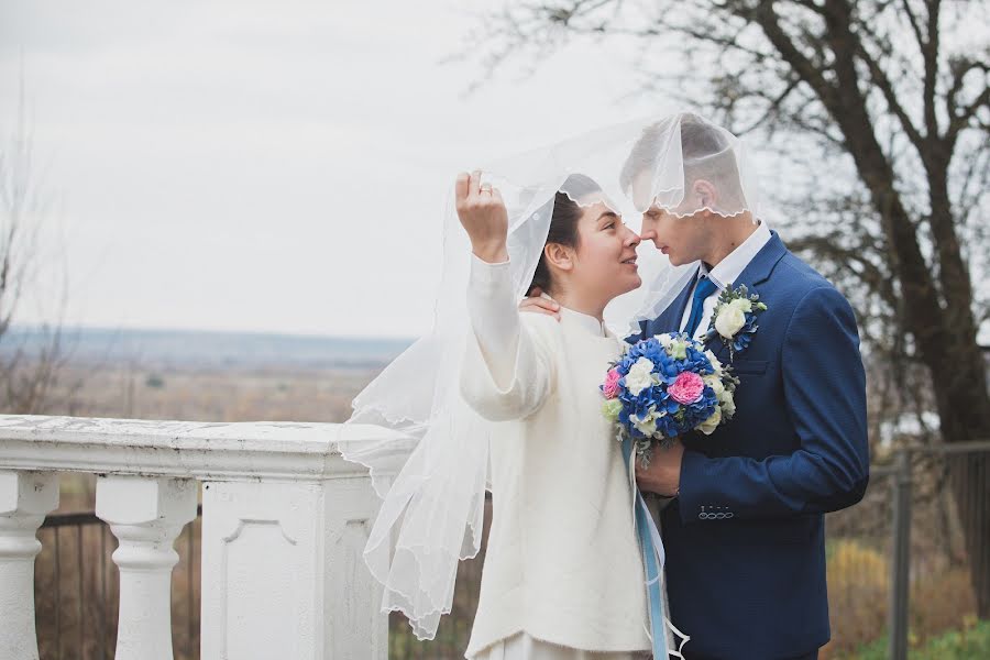 結婚式の写真家Valentina Baturina (valentinalucky)。2019 11月18日の写真