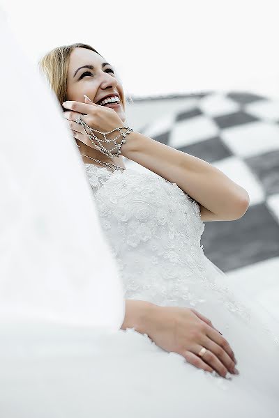 Wedding photographer Olga Popova (popovaolga). Photo of 12 December 2018