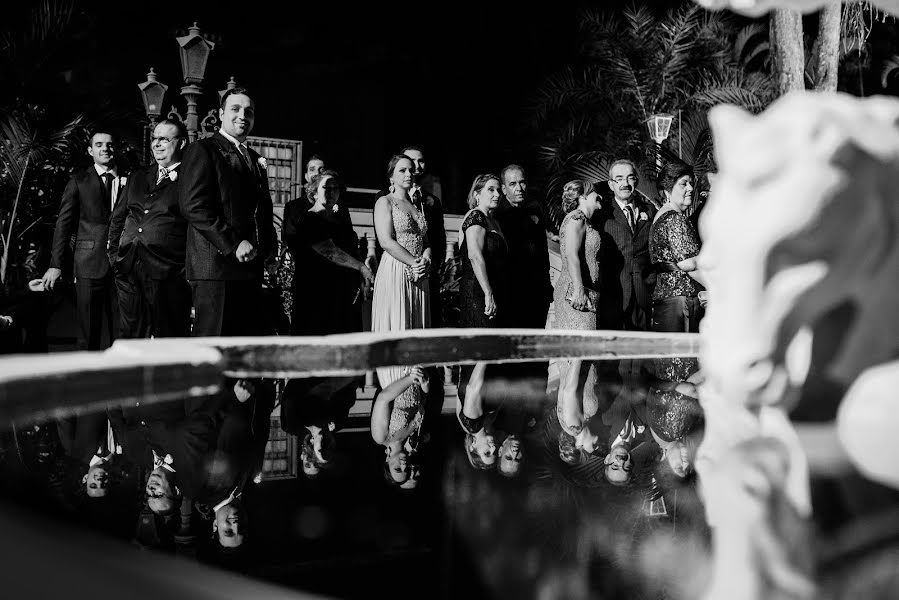 शादी का फोटोग्राफर Neto Oliveira (netooliveira)। मई 16 2017 का फोटो