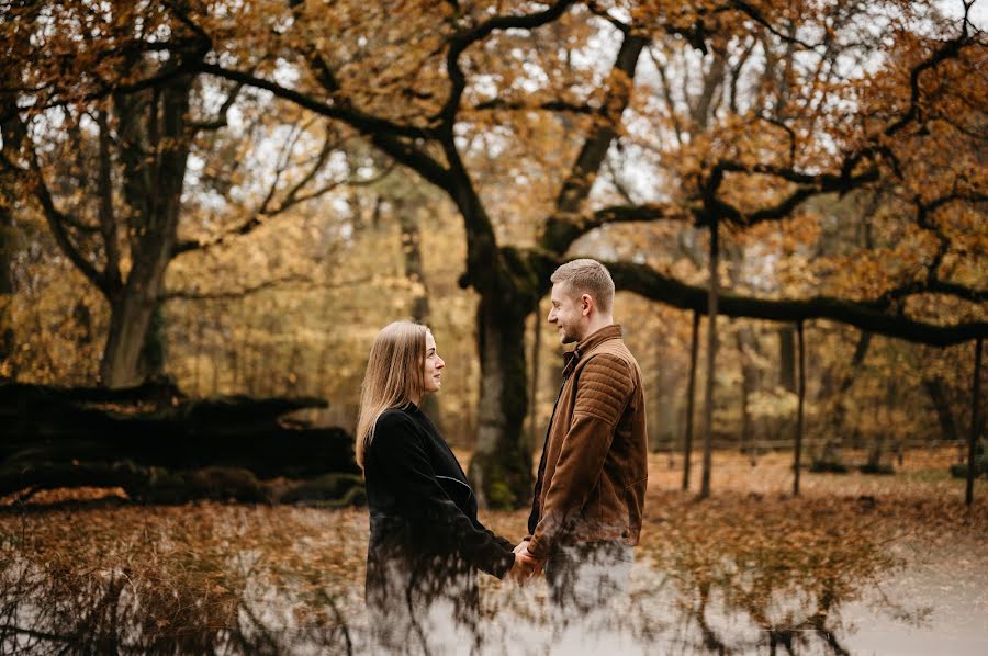 Fotógrafo de casamento Jarosław Stróżyk (jarekstrozyk). Foto de 1 de dezembro 2020