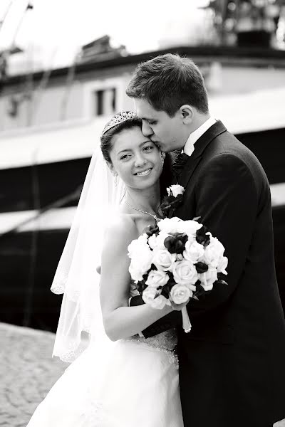 Vestuvių fotografas Hannele Luhtasela (luhtasela). Nuotrauka 2014 vasario 15