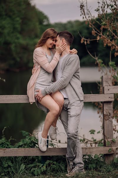 Vestuvių fotografas Anastasiya Ponomarenko (staseyrozen). Nuotrauka 2020 gegužės 13