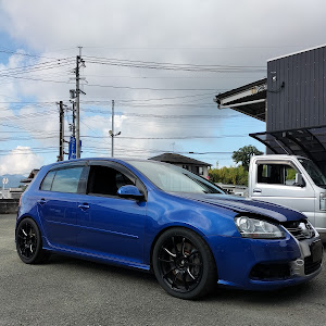 ゴルフ R32