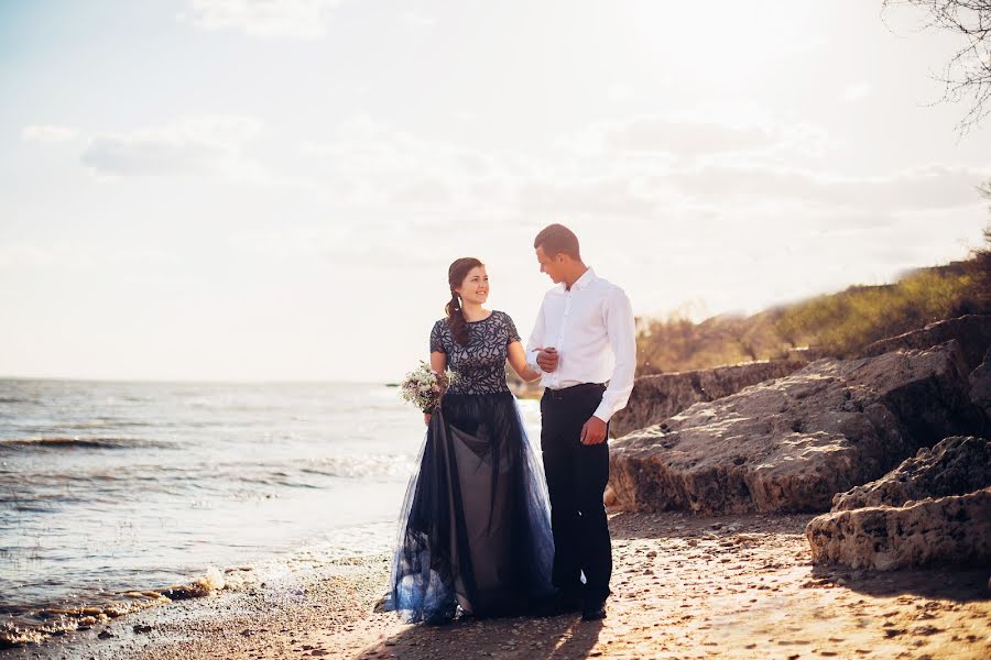 Fotógrafo de bodas Rr Ooo (ruzannauspenskay). Foto del 2 de mayo 2018