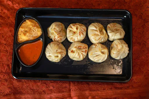 Veg Steamed Momos [8 Pcs]