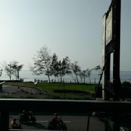 海豚CAFE