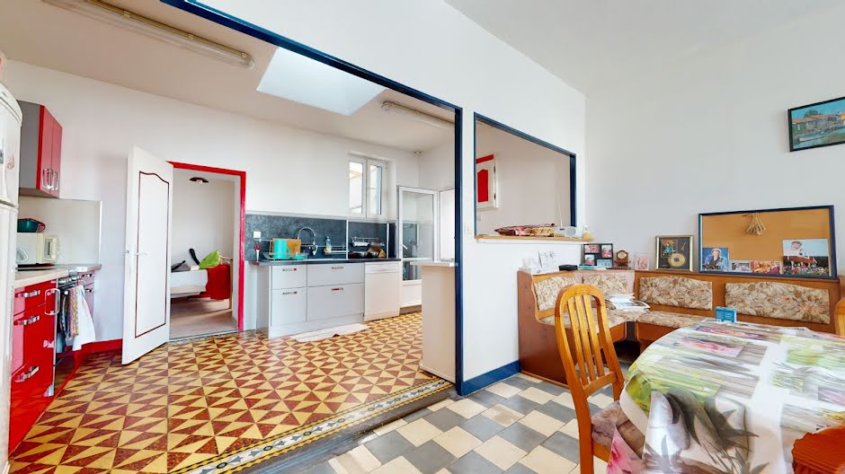 Vente maison 5 pièces 130 m² à Rochefort (17300), 179 350 €