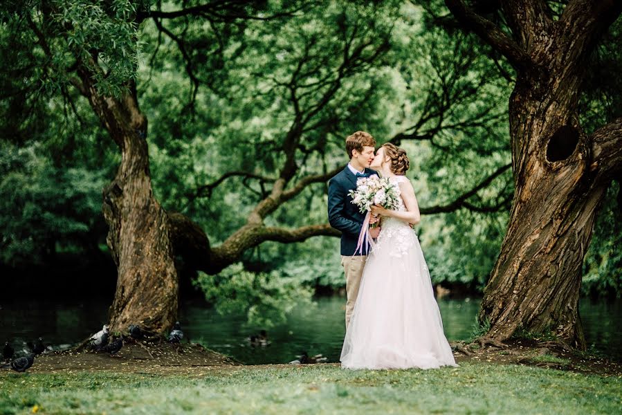 Photographe de mariage Anton Nechaev (necofe). Photo du 12 juin 2017