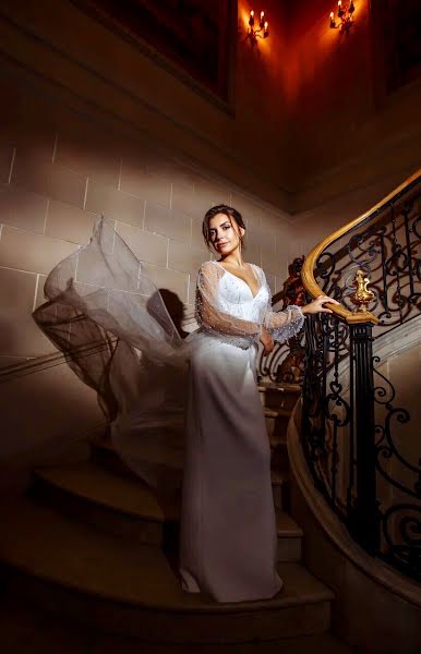 Wedding photographer Vladlena Polikarpova (vladlenka). Photo of 20 June 2020