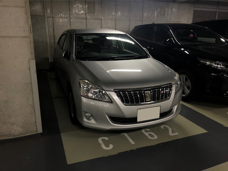 プレミオのお出かけ・駐車場に関するカスタム事例の投稿画像1枚目