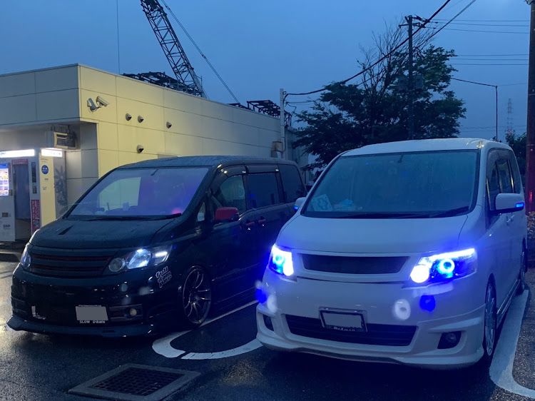 セレナの梅雨に関するカスタム事例の投稿画像2枚目