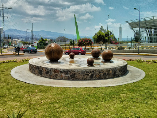 Glorieta Y Fuente De Guadalupe Victoria