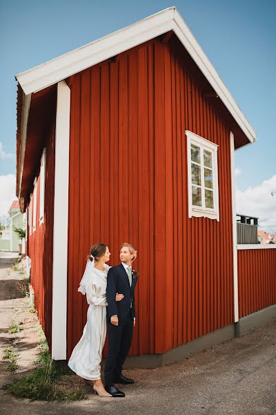 結婚式の写真家Frida Karlsson (fridafotografi)。4月4日の写真