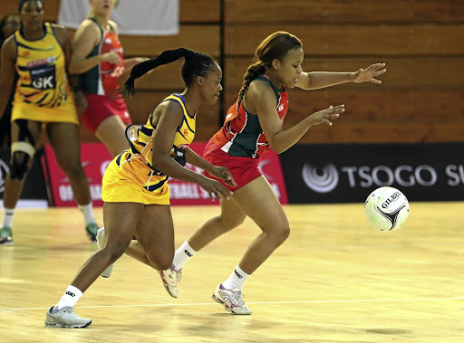 Siphosethu Kilani of the Aloes wards off a challenge by Sanele Buthelezi of the Sunbirds during the Brutal Fruit Netball Premier League match at Rembrandt Hall yesterday.