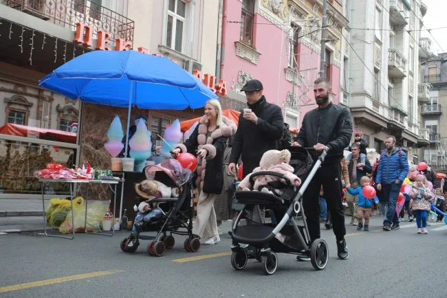 Zvanično otvorena 'Ulica otvorenog srca' u Beogradu nastupom hora 'Čarolija' i Zoe Kida