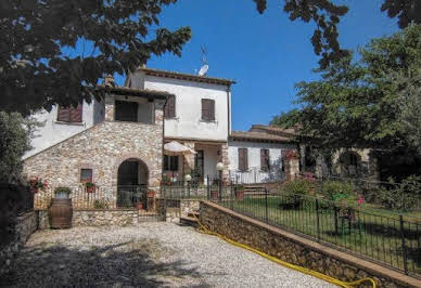 House with pool and terrace 4