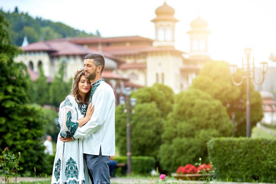 Wedding photographer Florin Catrinoi (florincat). Photo of 9 February 2022