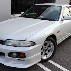 スカイライン ENR33