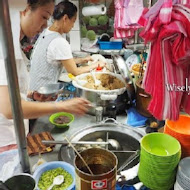 光明街油飯