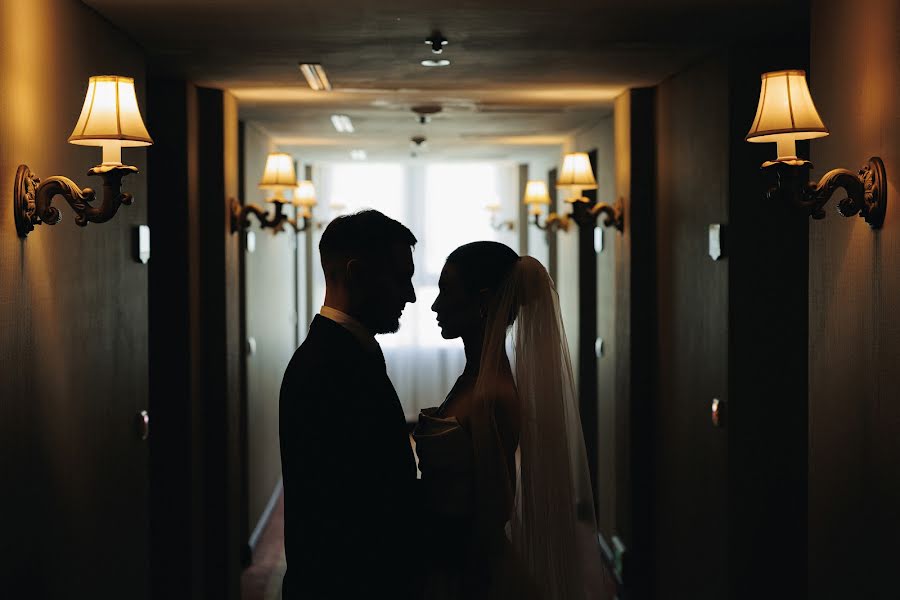 Fotógrafo de casamento Anton Blokhin (totonophoto). Foto de 8 de dezembro 2023