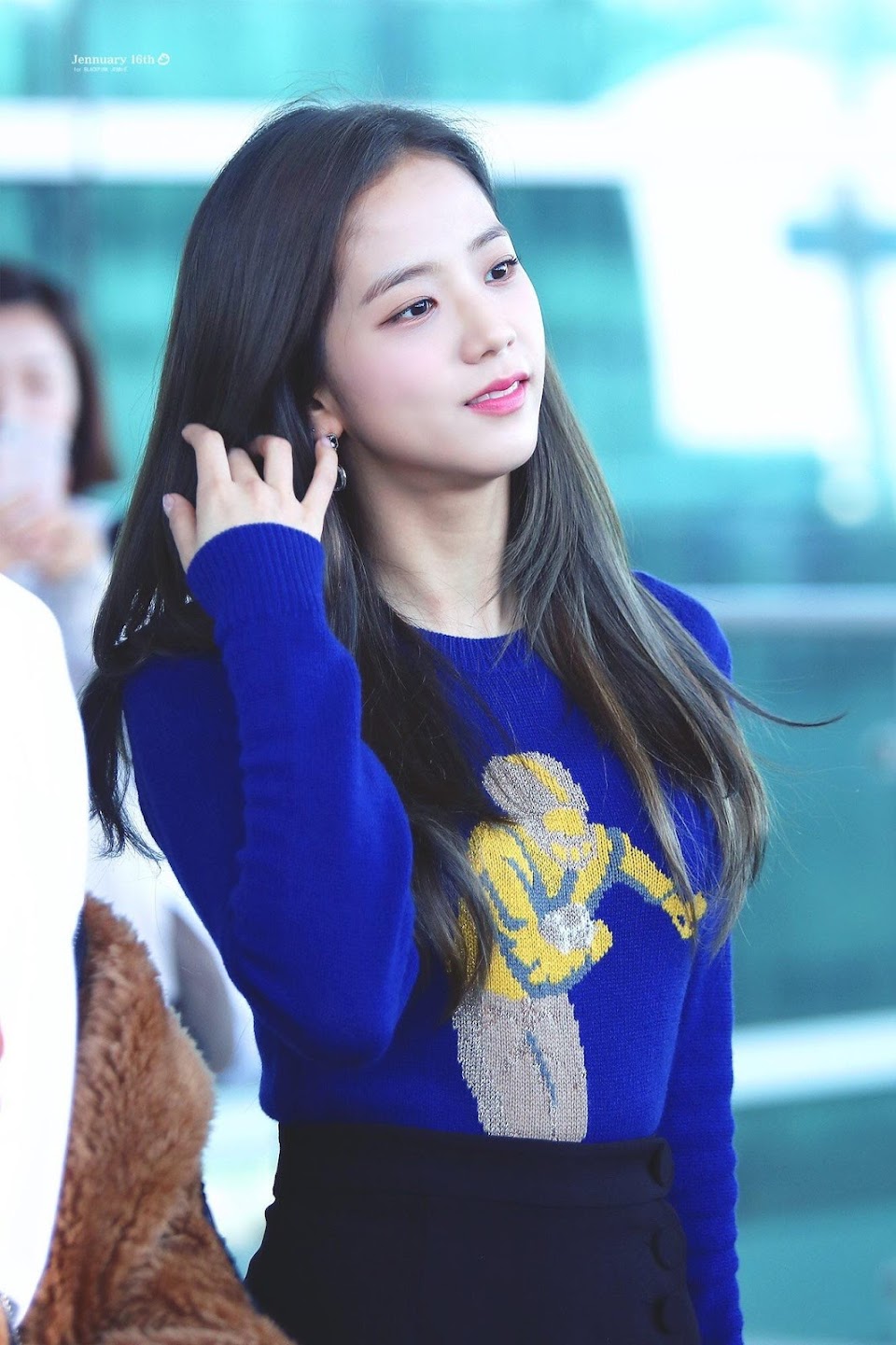 10+ Times BLACKPINK's Jisoo Was The Queen Of Aesthetic Airport Fashion ...