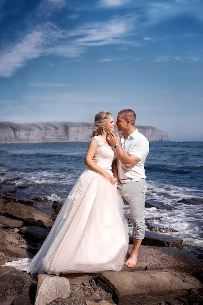 Wedding photographer Marina Churganova (lifar). Photo of 17 July 2017